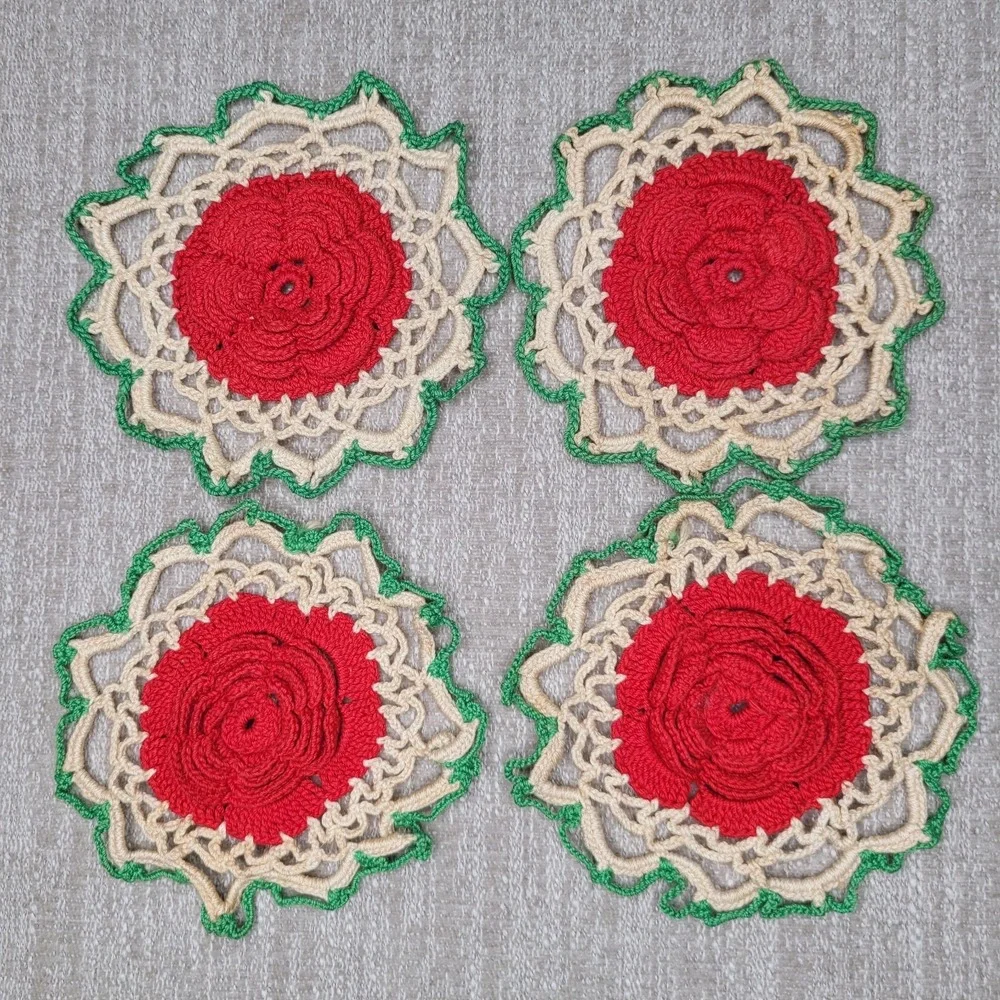 Collectible Handmade Crocheted Red, Green & Beige Rose Floral‎ 4